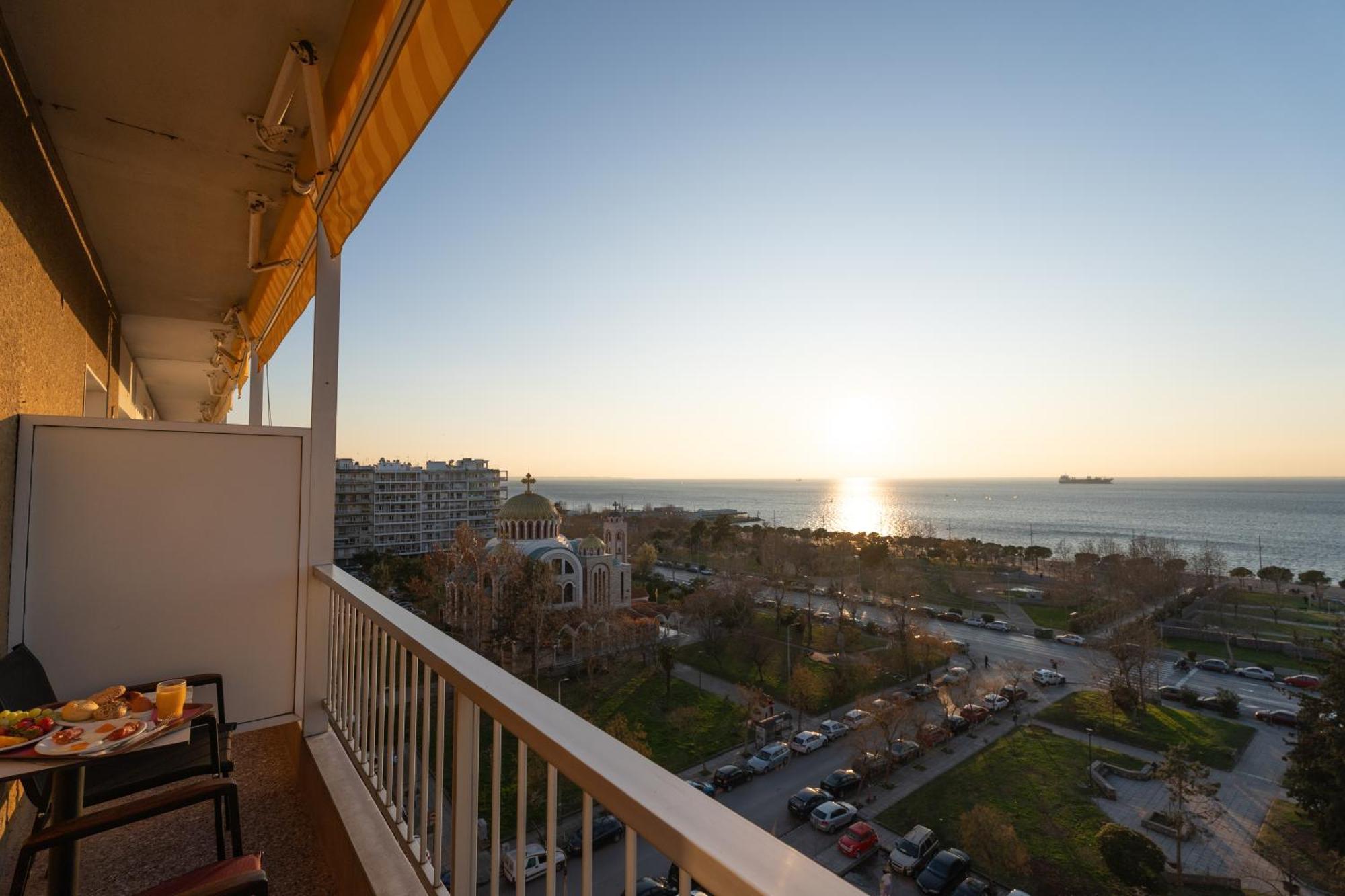 Queen Olga Hotel Thessaloniki Exterior foto