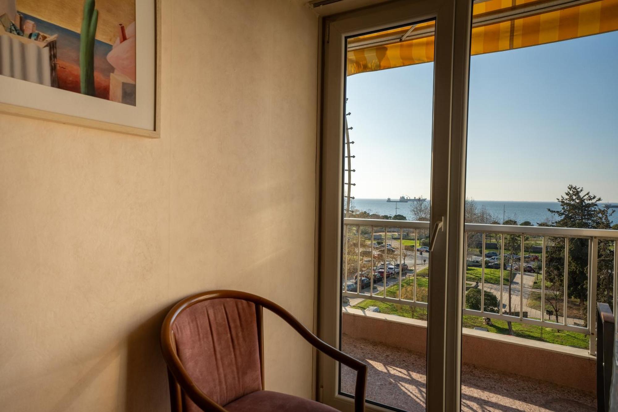 Queen Olga Hotel Thessaloniki Exterior foto